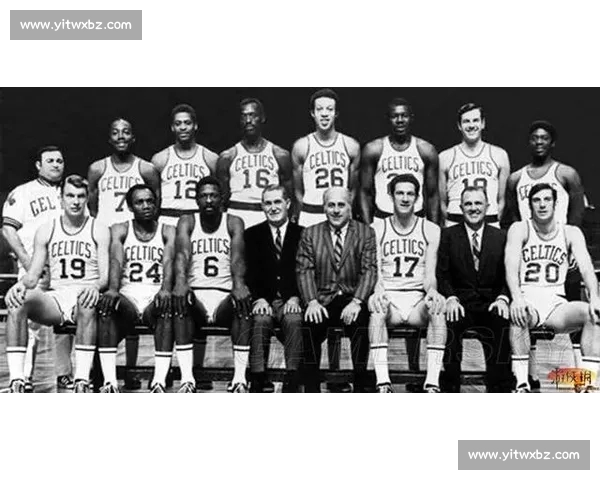 篮球竞技与文化的完美融合探讨：从比赛技巧到球迷精神的多维分析